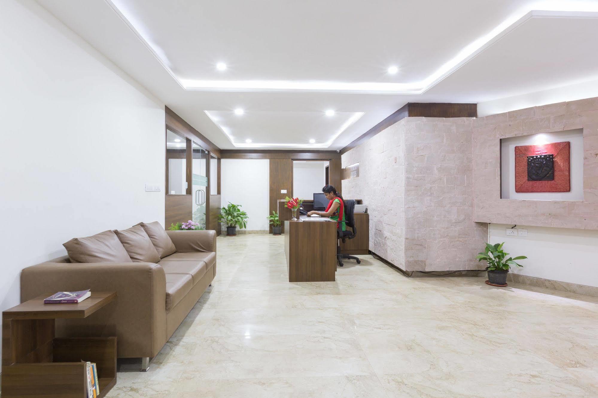 Sanctum Suites Bel Road Бангалор Экстерьер фото